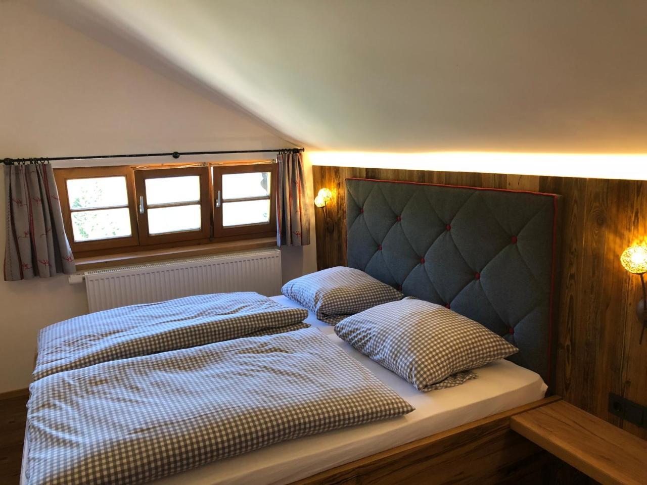 Berggasthof Obere Firstalm Schliersee Room photo